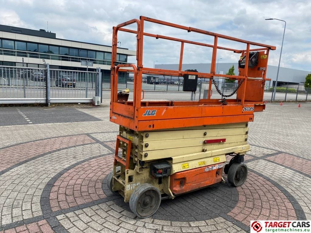 JLG 2632ES Electric Scissor Work Lift 977cm - Käärlift: pilt 3 JLG 2632ES Electric Scissor Work Lift 977cm - Käärlift: pilt 3