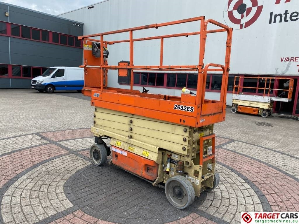 JLG 2632ES Electric Scissor Work Lift 977cm - Käärlift: pilt 4 JLG 2632ES Electric Scissor Work Lift 977cm - Käärlift: pilt 4