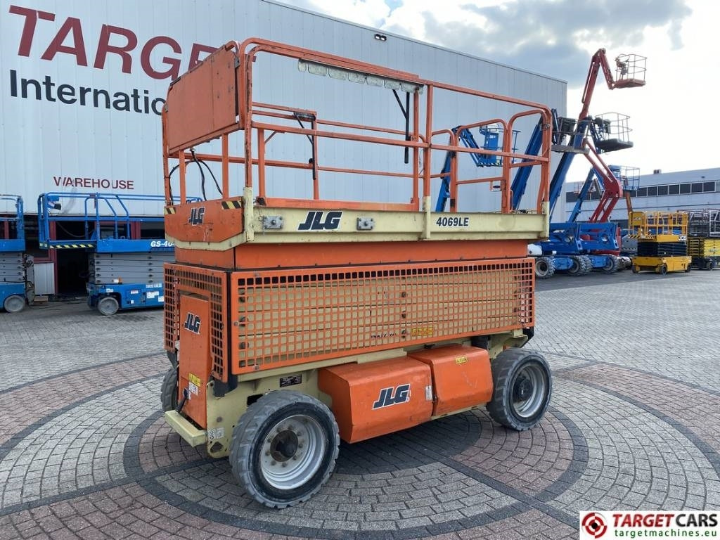 JLG 4069LE Electric Scissor Work Lift 1419cm - Käärlift: pilt 1 JLG 4069LE Electric Scissor Work Lift 1419cm - Käärlift: pilt 1