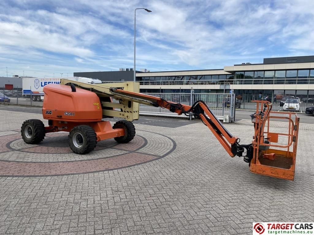JLG 520AJ Articulated 4x4 Diesel Boom Work Lift 1800cm  - Liigendpoom: pilt 2 JLG 520AJ Articulated 4x4 Diesel Boom Work Lift 1800cm  - Liigendpoom: pilt 2