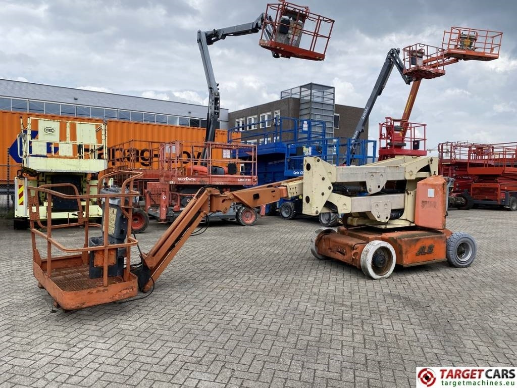 JLG E400AJPN Electric Articulated Boom Lift DEFECT - Liigendpoom: pilt 1 JLG E400AJPN Electric Articulated Boom Lift DEFECT - Liigendpoom: pilt 1