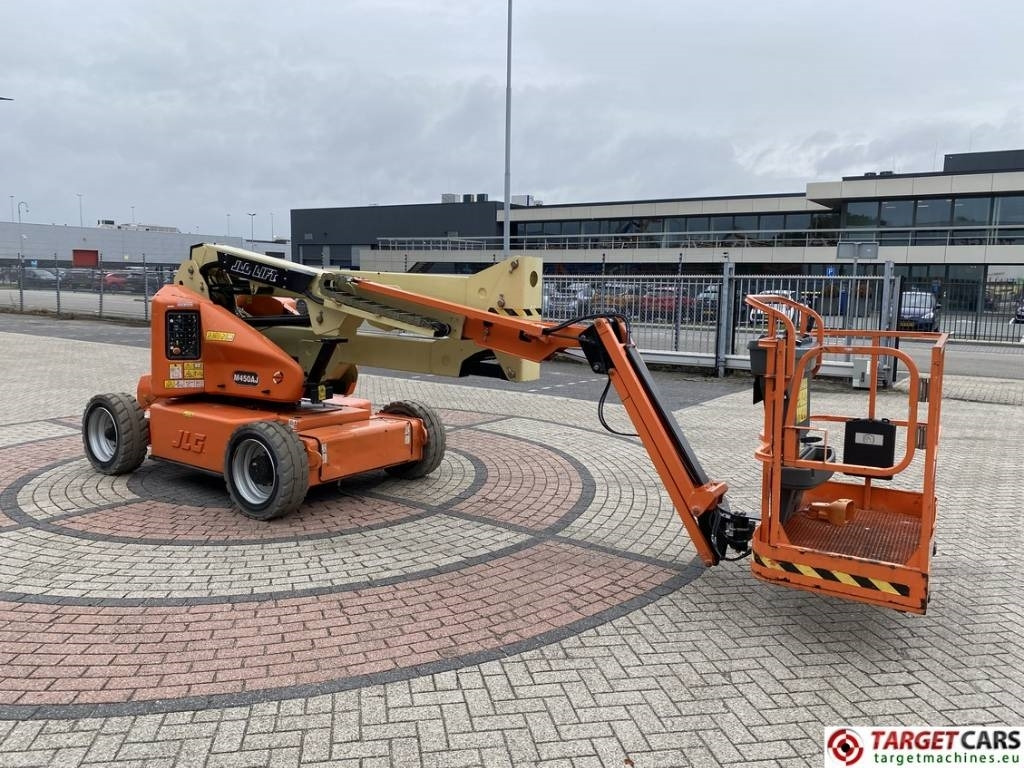 JLG M450AJ HyBrid Articulated Boom Work Lift 1572cm  - Liigendpoom: pilt 2 JLG M450AJ HyBrid Articulated Boom Work Lift 1572cm  - Liigendpoom: pilt 2