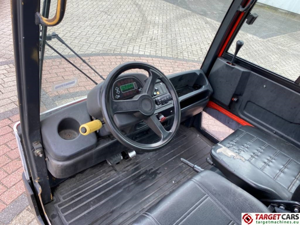Linde P250 Tow Tug Truck Tractor Electric 80V max 25T - Munitsipaaltraktor: pilt 5 Linde P250 Tow Tug Truck Tractor Electric 80V max 25T - Munitsipaaltraktor: pilt 5