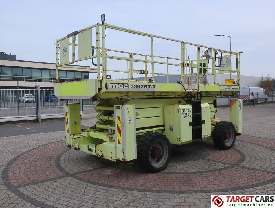 MEC 3392RT-T Diesel 4x4 Scissor Work LIft 1200cm - Käärlift: pilt 3 MEC 3392RT-T Diesel 4x4 Scissor Work LIft 1200cm - Käärlift: pilt 3