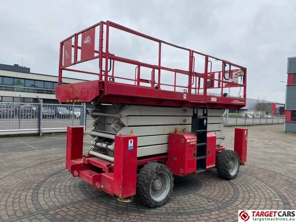 MEC 6092RT Diesel 4x4 Scissor Work LIft 2020cm - Käärlift: pilt 3 MEC 6092RT Diesel 4x4 Scissor Work LIft 2020cm - Käärlift: pilt 3