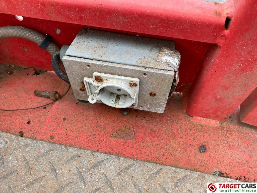 Manitou 140SC Diesel 4x4 Scissor Work Lift 1412cm  liising Manitou 140SC Diesel 4x4 Scissor Work Lift 1412cm: pilt 19