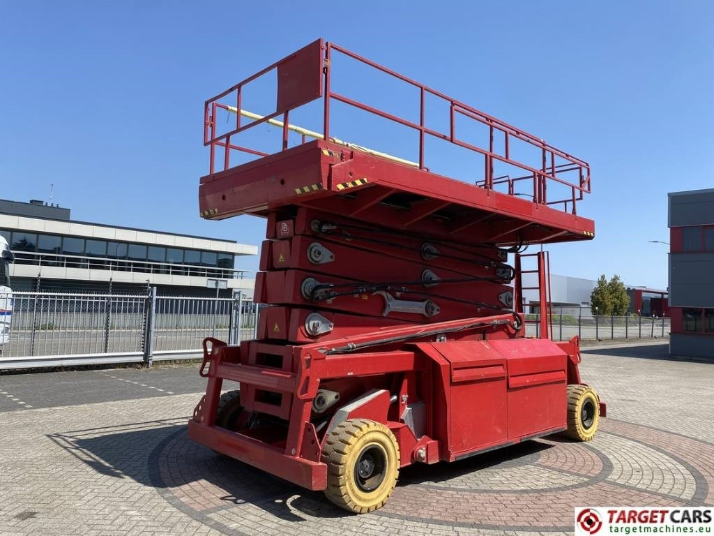PB Lifttechnik S270-24 D Scissor 4x4 Diesel Work Lift 2725cm - Käärlift: pilt 3 PB Lifttechnik S270-24 D Scissor 4x4 Diesel Work Lift 2725cm - Käärlift: pilt 3