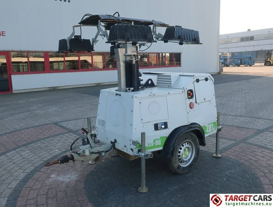 SMC ECO-90 Tower Light 4x400W - Valgustorn: pilt 1 SMC ECO-90 Tower Light 4x400W - Valgustorn: pilt 1