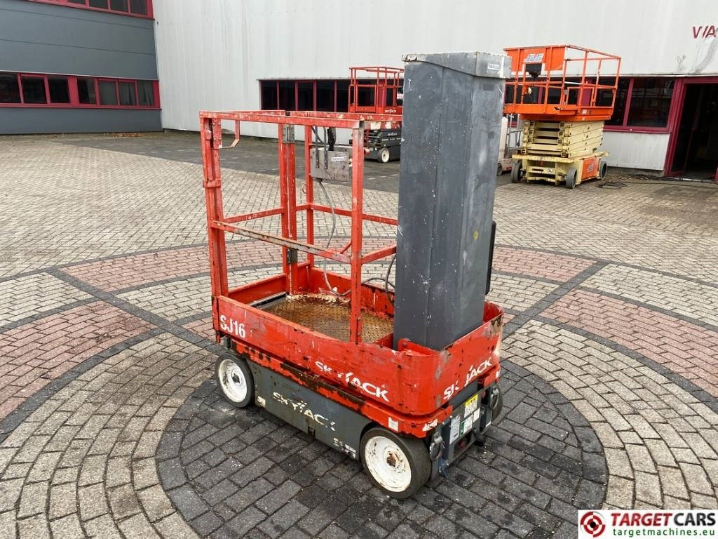 SkyJack SJ16 Electric Vertical Mast Work Lift 675cm - Masttõstuk: pilt 4 SkyJack SJ16 Electric Vertical Mast Work Lift 675cm - Masttõstuk: pilt 4