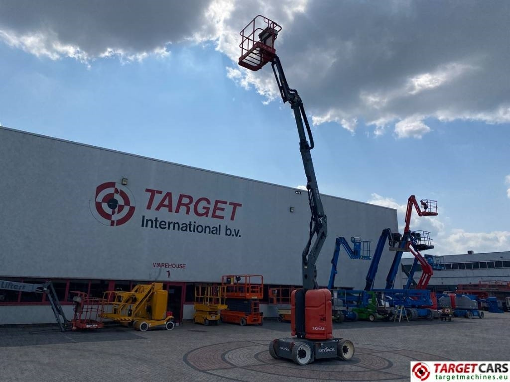 SkyJack SJ30 ARJE Articulated Electric Boom Work Lift 11M - Liigendpoom: pilt 5 SkyJack SJ30 ARJE Articulated Electric Boom Work Lift 11M - Liigendpoom: pilt 5