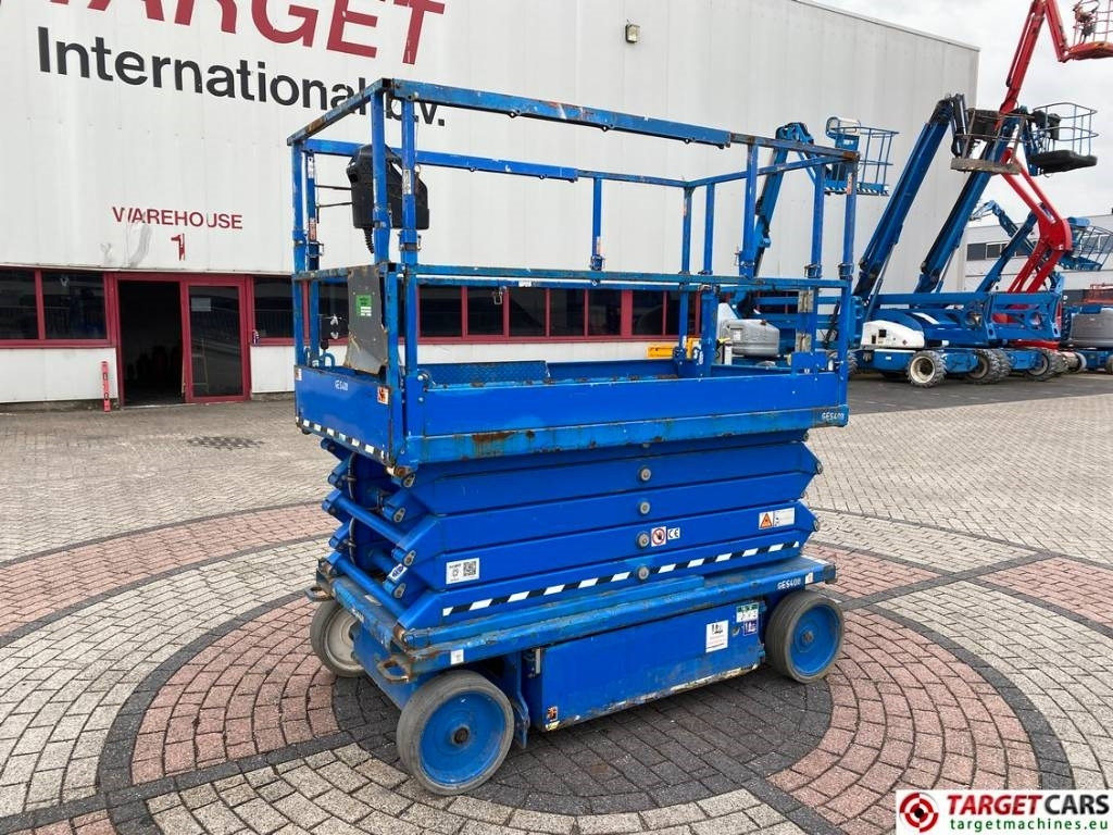 SkyJack SJ4732 Electric 4732 Scissor Work Lift 1165cm - Käärlift: pilt 1 SkyJack SJ4732 Electric 4732 Scissor Work Lift 1165cm - Käärlift: pilt 1