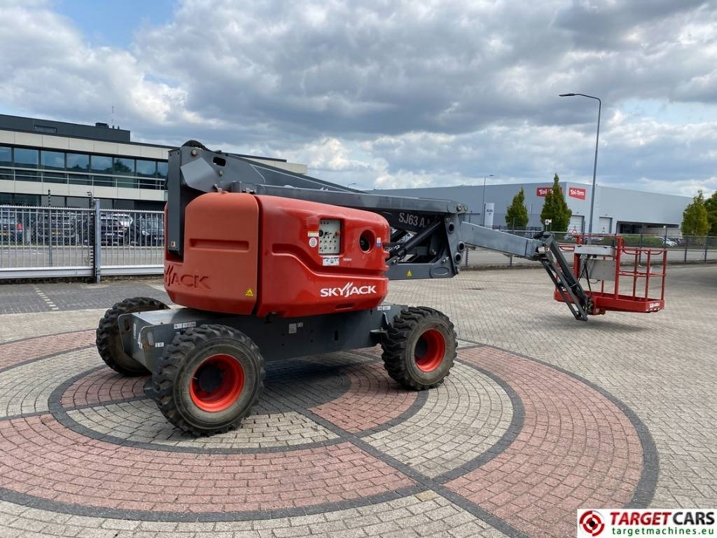 SkyJack SJ63AJ Articulated 4x4 Diesel Boom WorkLift 2136cm - Liigendpoom: pilt 3 SkyJack SJ63AJ Articulated 4x4 Diesel Boom WorkLift 2136cm - Liigendpoom: pilt 3