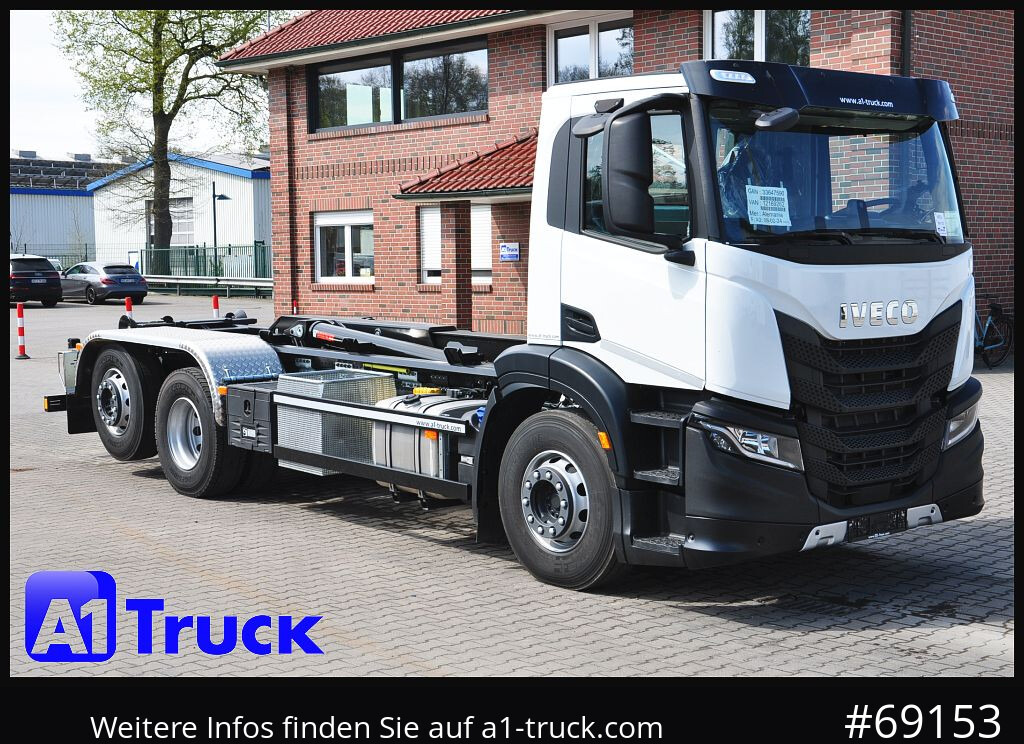 IVECO X-Way AD 420 Hiab 21S59 Lenk- Liftachse, - Konkstõstukiga veoauto: pilt 1 IVECO X-Way AD 420 Hiab 21S59 Lenk- Liftachse, - Konkstõstukiga veoauto: pilt 1