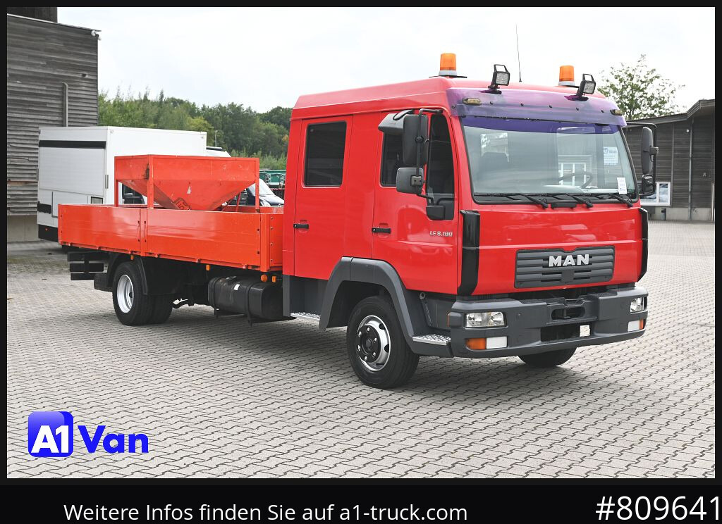 MAN MAN LE 8.180 Pritsche Doka, Automatik, AHK, 6-Sitzer - Madelauto: pilt 1 MAN MAN LE 8.180 Pritsche Doka, Automatik, AHK, 6-Sitzer - Madelauto: pilt 1
