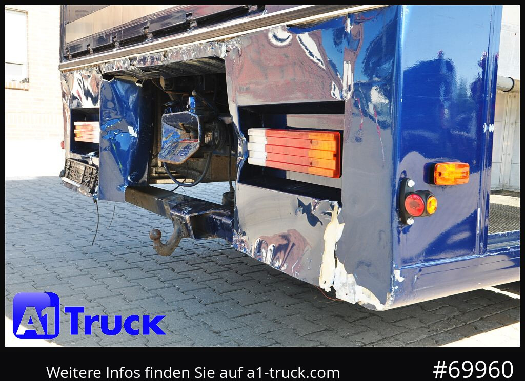 MERCEDES-BENZ 1831 LL 6 Pferde Wohnmobil TV Küche Dusche - Hobuseauto: pilt 3 MERCEDES-BENZ 1831 LL 6 Pferde Wohnmobil TV Küche Dusche - Hobuseauto: pilt 3