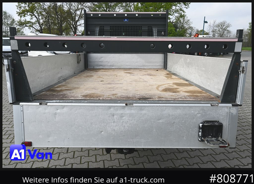 RENAULT Master Pritsche Doka, AHK 3,5Tonnen , Klima, Luftfederung - Madelauto: pilt 2 RENAULT Master Pritsche Doka, AHK 3,5Tonnen , Klima, Luftfederung - Madelauto: pilt 2