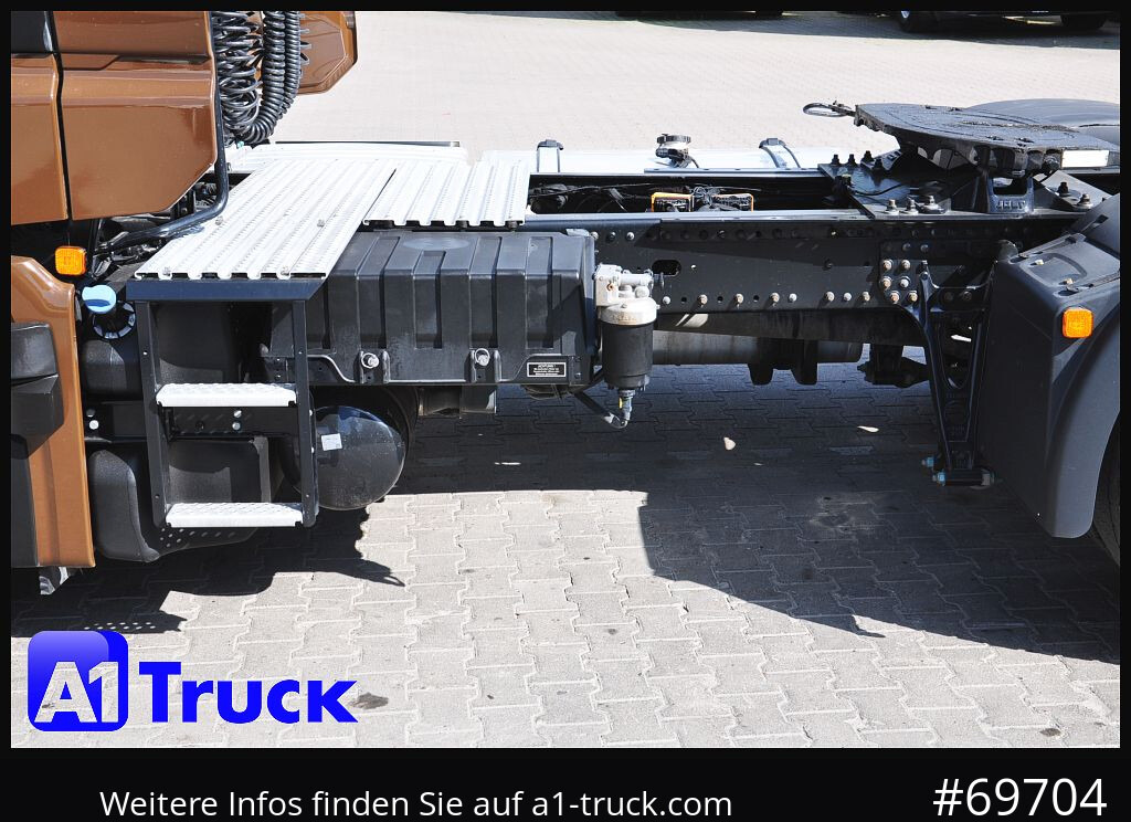MAN TGX 18,480 BLS Intarder Standklima, Soundsysem - Sadulveok: pilt 2 MAN TGX 18,480 BLS Intarder Standklima, Soundsysem - Sadulveok: pilt 2