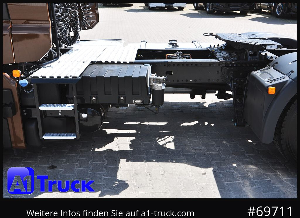 MAN TGX 18,480 BLS Intarder Standklima, Soundsystem - Sadulveok: pilt 2 MAN TGX 18,480 BLS Intarder Standklima, Soundsystem - Sadulveok: pilt 2