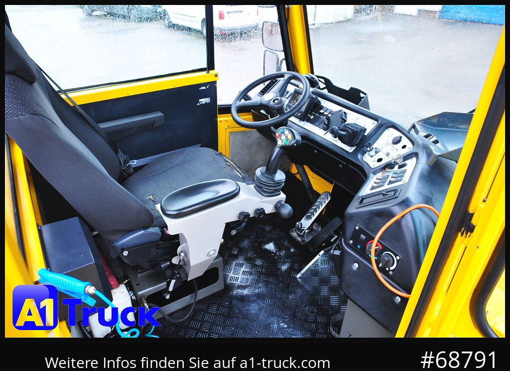 TERBERG Terberg BC 182 Umsetzer, Wiesel, Kamag - Laotraktor: pilt 5 TERBERG Terberg BC 182 Umsetzer, Wiesel, Kamag - Laotraktor: pilt 5