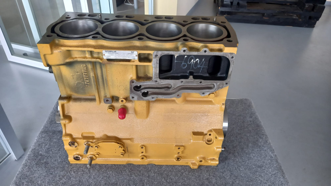 Caterpillar 3054C Short Block revisionato per CAT 3054C e C4.4 - Silindriplokk - Ehitusmasinad: pilt 1 Caterpillar 3054C Short Block revisionato per CAT 3054C e C4.4 - Silindriplokk - Ehitusmasinad: pilt 1
