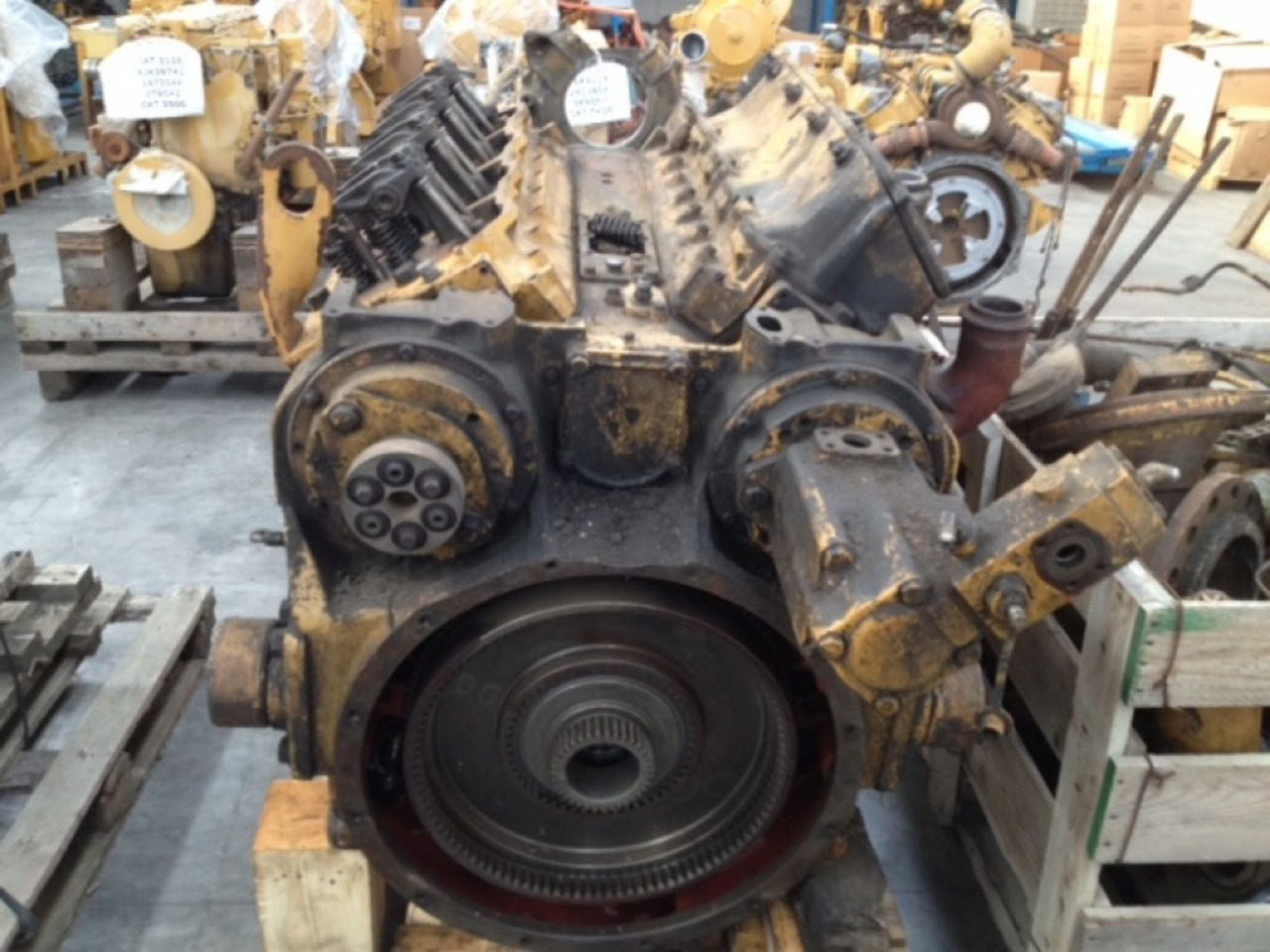 Caterpillar 3408 MOTORE USATO - Mootor - Ehitusmasinad: pilt 2 Caterpillar 3408 MOTORE USATO - Mootor - Ehitusmasinad: pilt 2