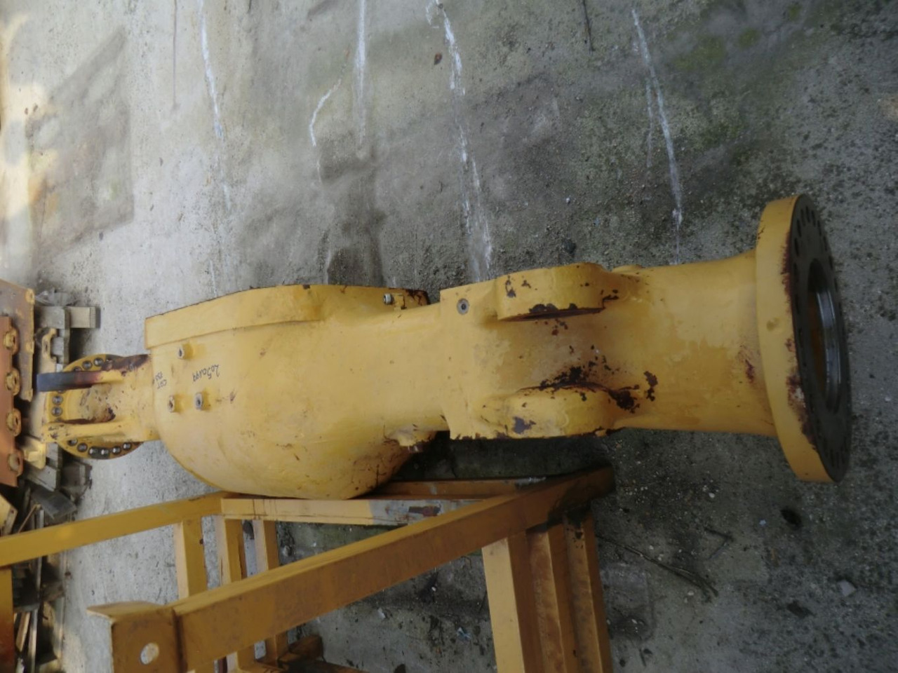 Caterpillar 735 ALLOGGIAMENTO ASSALE ANTERIORE - Jõuülekanne - Ehitusmasinad: pilt 3 Caterpillar 735 ALLOGGIAMENTO ASSALE ANTERIORE - Jõuülekanne - Ehitusmasinad: pilt 3