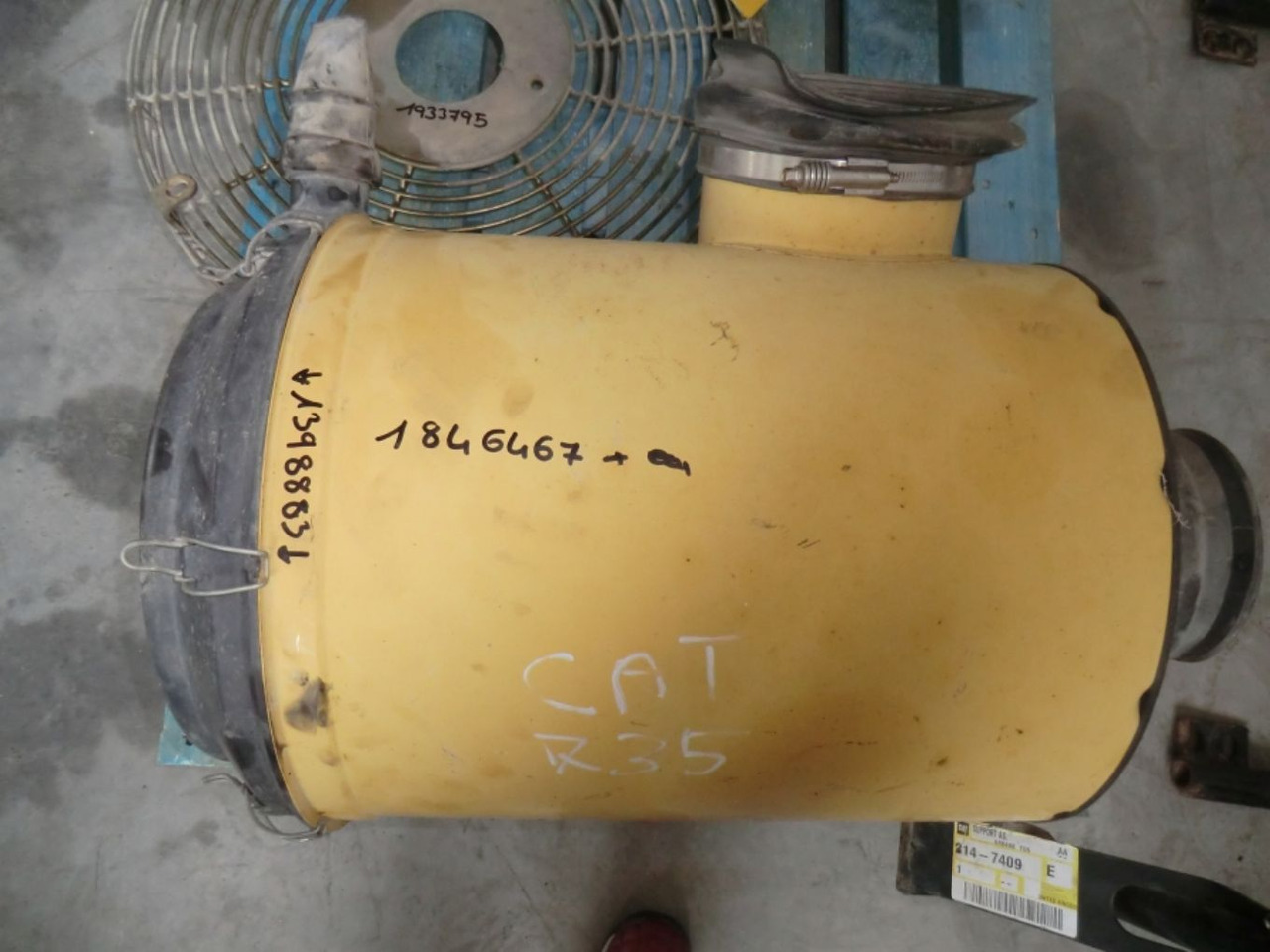 Caterpillar 735 Contenitore del filtro dell aria completo - Õhufilter - Ehitusmasinad: pilt 2 Caterpillar 735 Contenitore del filtro dell aria completo - Õhufilter - Ehitusmasinad: pilt 2