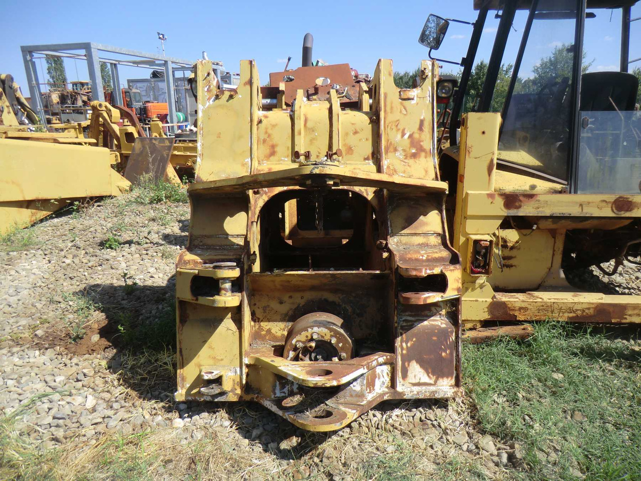 Caterpillar 963D COFANO ANTERIORE - Kapotikaas - Ehitusmasinad: pilt 3 Caterpillar 963D COFANO ANTERIORE - Kapotikaas - Ehitusmasinad: pilt 3