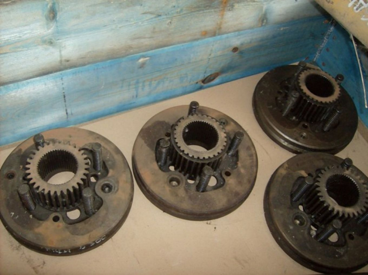 Caterpillar D300D GRUPPO FRENI - Jõuülekanne - Ehitusmasinad: pilt 3 Caterpillar D300D GRUPPO FRENI - Jõuülekanne - Ehitusmasinad: pilt 3