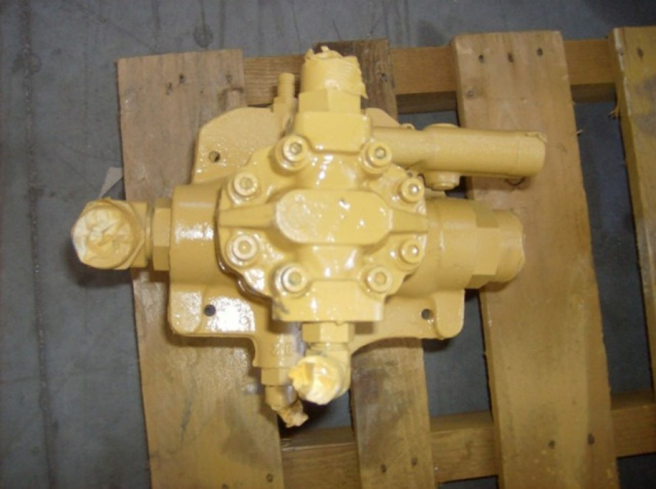 Caterpillar D300D POMPA IDRAULICA - Hüdrauliline pump - Ehitusmasinad: pilt 2 Caterpillar D300D POMPA IDRAULICA - Hüdrauliline pump - Ehitusmasinad: pilt 2
