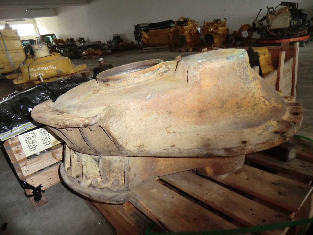 Caterpillar D7E CHITARRE - Alusvankri varuosad - Ehitusmasinad: pilt 4 Caterpillar D7E CHITARRE - Alusvankri varuosad - Ehitusmasinad: pilt 4