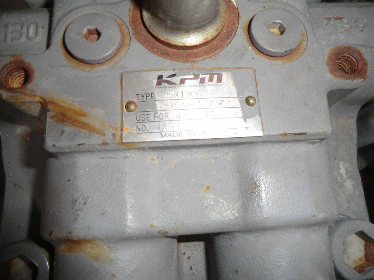 HITACHI ZX240 BAS RIDUTTORE DI ROTAZIONE APERTO E CONTROLLATO. - Jõuülekanne - Ehitusmasinad: pilt 4 HITACHI ZX240 BAS RIDUTTORE DI ROTAZIONE APERTO E CONTROLLATO. - Jõuülekanne - Ehitusmasinad: pilt 4