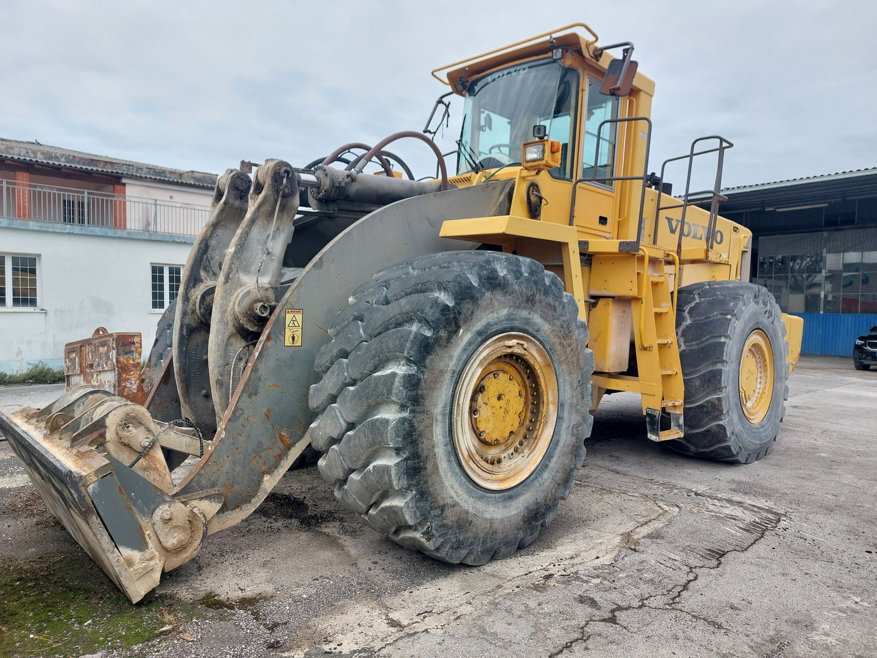 VOLVO L330E HDBH - Rataslaadur: pilt 2 VOLVO L330E HDBH - Rataslaadur: pilt 2
