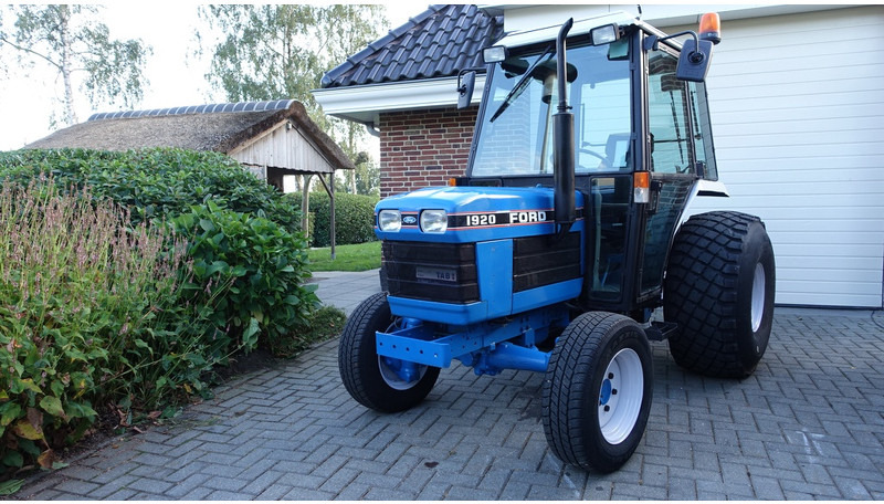Ford 1920 4x4 - Traktor: pilt 1 Ford 1920 4x4 - Traktor: pilt 1