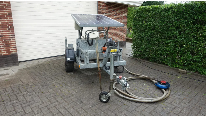 Plasdraspomp op aanhangwagen afzetbaar - Traktorilt tõusev pritsija: pilt 2 Plasdraspomp op aanhangwagen afzetbaar - Traktorilt tõusev pritsija: pilt 2