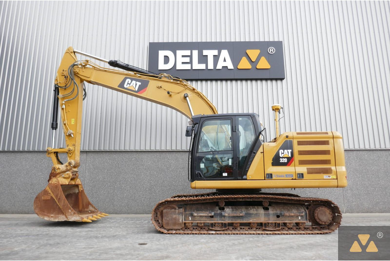 Caterpillar 320 - Lintekskavaator: pilt 1 Caterpillar 320 - Lintekskavaator: pilt 1