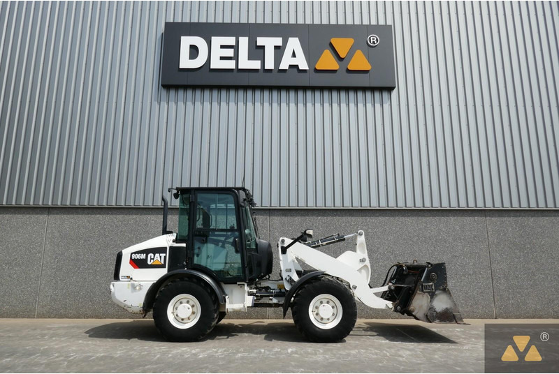 Caterpillar 906M - Rataslaadur: pilt 2 Caterpillar 906M - Rataslaadur: pilt 2