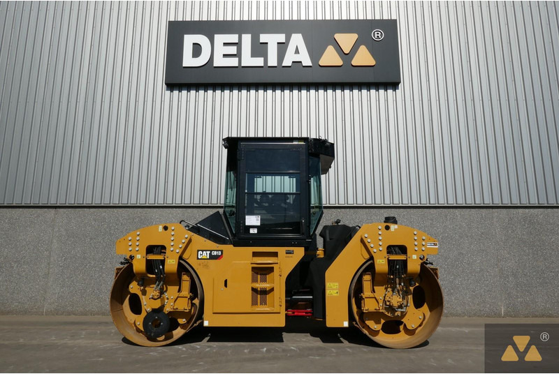 Rullija Caterpillar CB13: pilt 1
