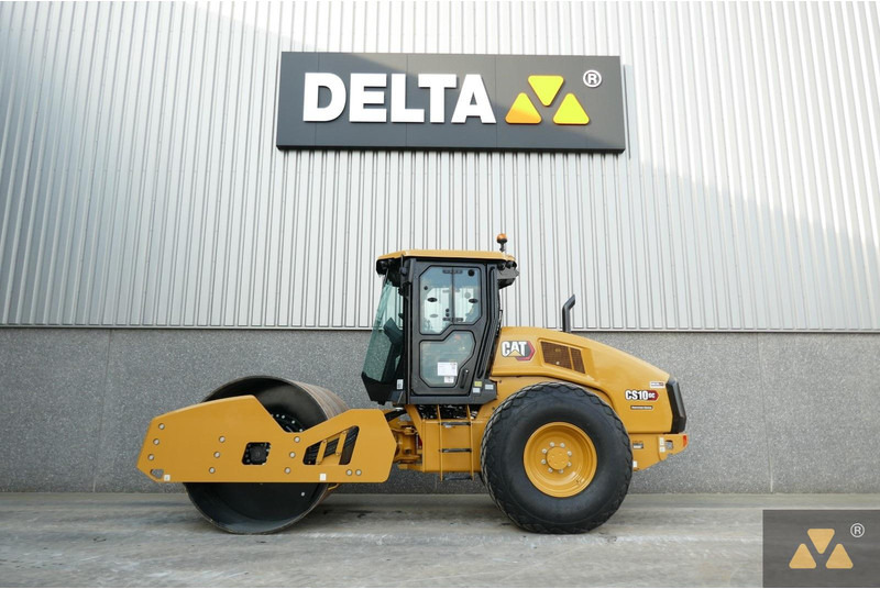 Caterpillar CS10GC - Rullija: pilt 1 Caterpillar CS10GC - Rullija: pilt 1