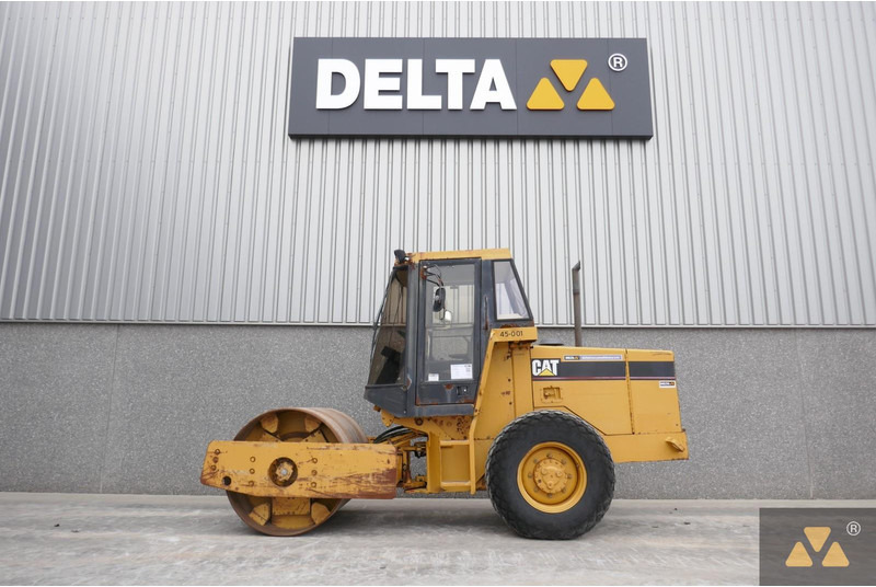 Caterpillar CS433C - Rullija: pilt 1 Caterpillar CS433C - Rullija: pilt 1