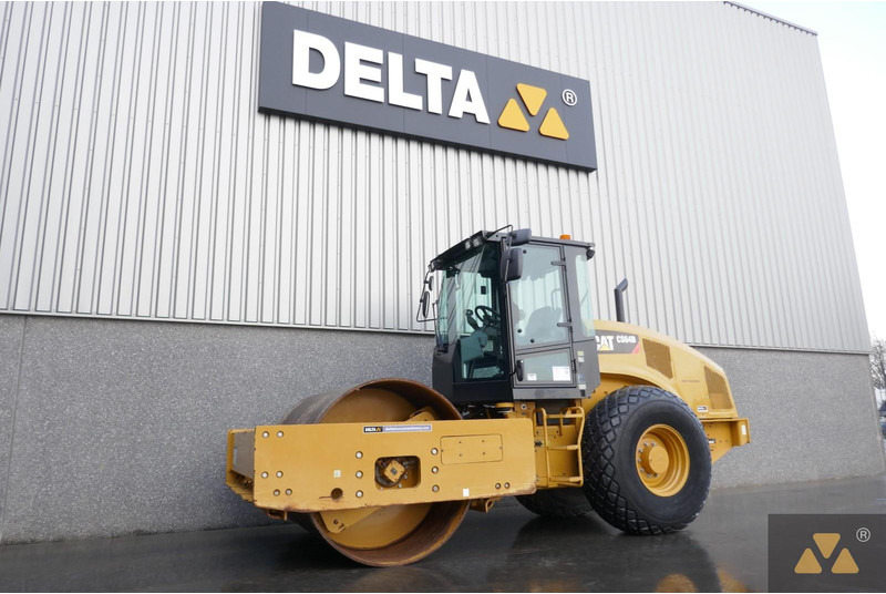 Caterpillar CS64B - Rullija: pilt 4 Caterpillar CS64B - Rullija: pilt 4