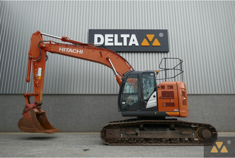 Hitachi ZX225USLC-6 - Lintekskavaator: pilt 1 Hitachi ZX225USLC-6 - Lintekskavaator: pilt 1