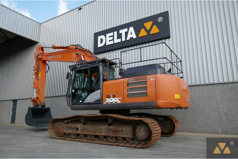 Hitachi ZX300LC-6 - Lintekskavaator: pilt 4 Hitachi ZX300LC-6 - Lintekskavaator: pilt 4