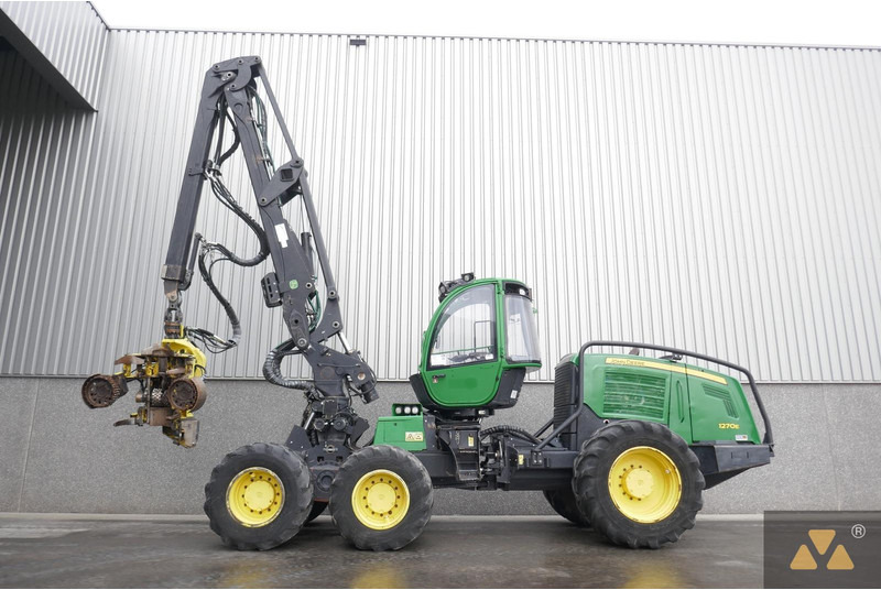 John Deere 1270E - Metsakoristaja: pilt 1 John Deere 1270E - Metsakoristaja: pilt 1