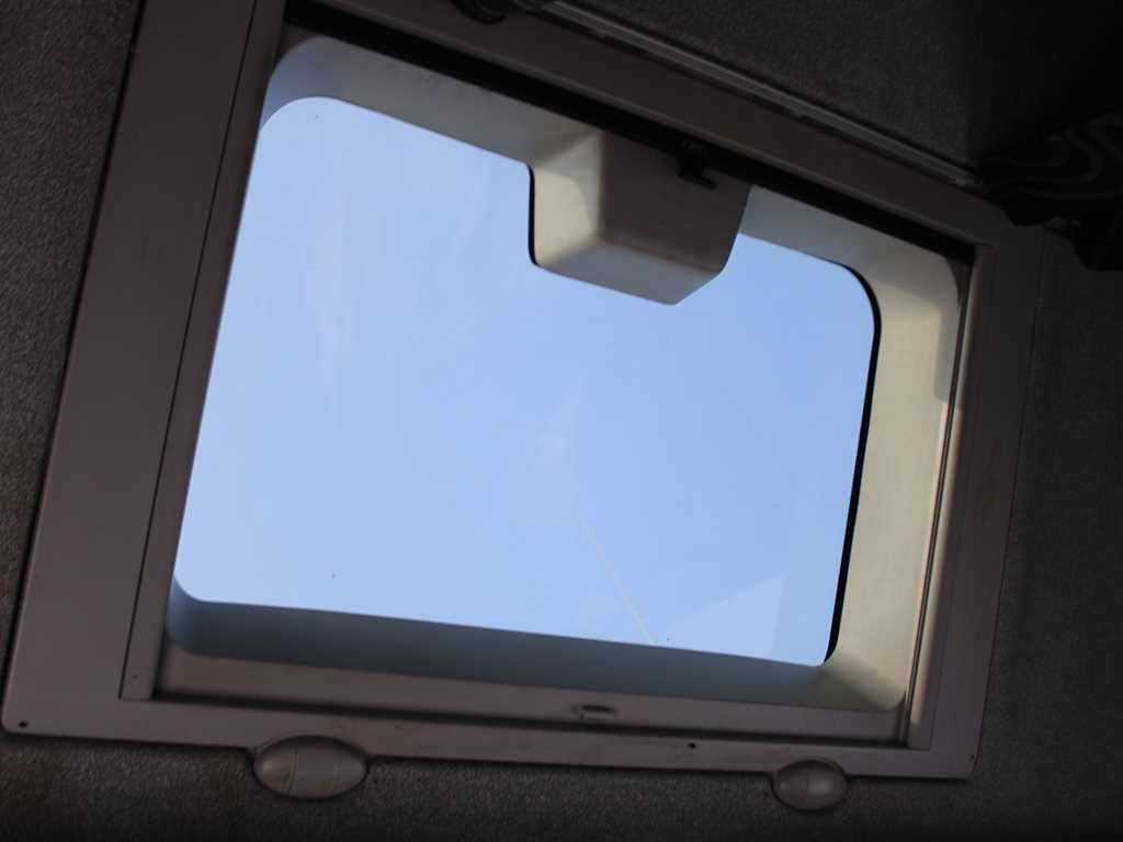 Iveco EUROCARGO 75E18, SIDE-WALLS, EURO 5 - Tent veoauto: pilt 5 Iveco EUROCARGO 75E18, SIDE-WALLS, EURO 5 - Tent veoauto: pilt 5