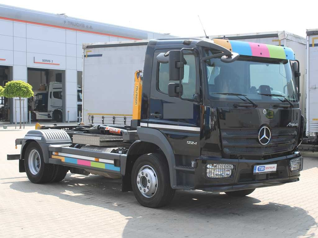 Mercedes-Benz ATEGO 1224, EURO 6, HOOK CONTAINER - Konkstõstukiga veoauto: pilt 2 Mercedes-Benz ATEGO 1224, EURO 6, HOOK CONTAINER - Konkstõstukiga veoauto: pilt 2