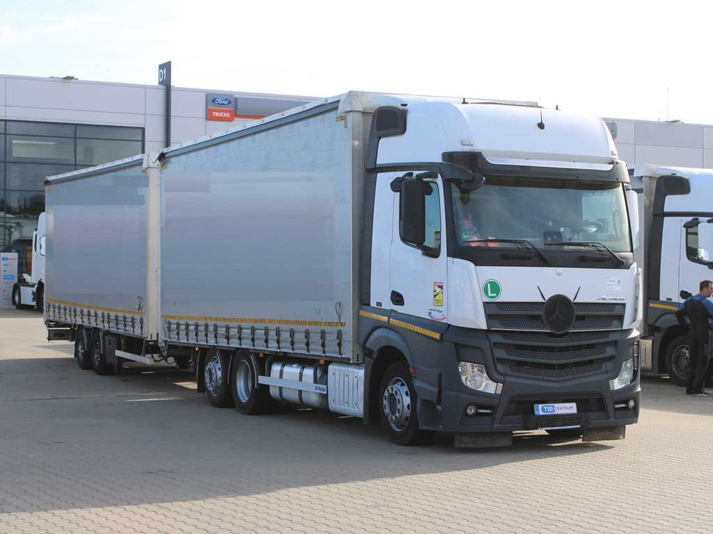 Mercedes-Benz Actros 2542, 6X2, LIFTING AXLE + PANAV TVK18M - Tent veoauto: pilt 3 Mercedes-Benz Actros 2542, 6X2, LIFTING AXLE + PANAV TVK18M - Tent veoauto: pilt 3