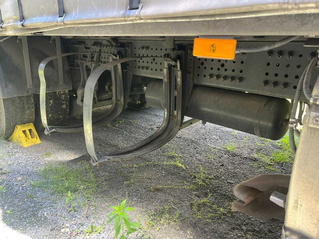 Mercedes-Benz Actros 2542, 6X2 + PANAV TVK18M - Tent veoauto: pilt 5 Mercedes-Benz Actros 2542, 6X2 + PANAV TVK18M - Tent veoauto: pilt 5