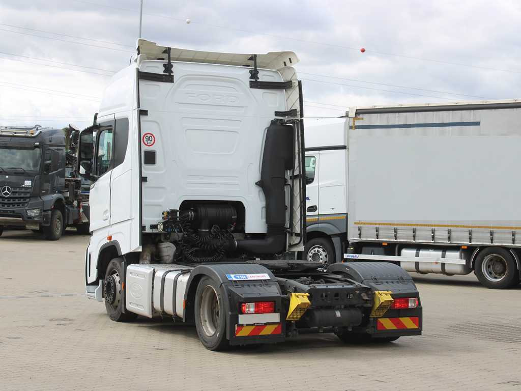 Ford F-MAX LL 12S, EURO 6, LOWDECK, NAVIGATION, INDEPENDENT AIR CONDITIONING - Sadulveok: pilt 5 Ford F-MAX LL 12S, EURO 6, LOWDECK, NAVIGATION, INDEPENDENT AIR CONDITIONING - Sadulveok: pilt 5