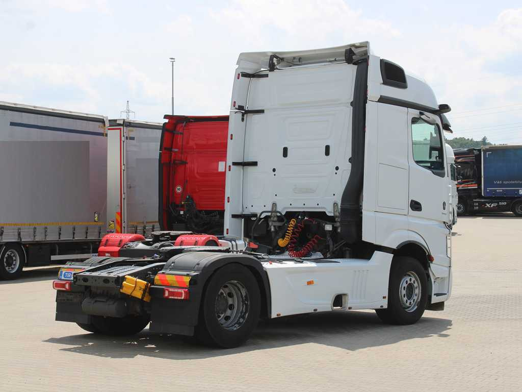 Mercedes-Benz Actros 1851, EURO 6, RETARDER, INDEPENDENT AIR CONDITIONING - Sadulveok: pilt 4 Mercedes-Benz Actros 1851, EURO 6, RETARDER, INDEPENDENT AIR CONDITIONING - Sadulveok: pilt 4
